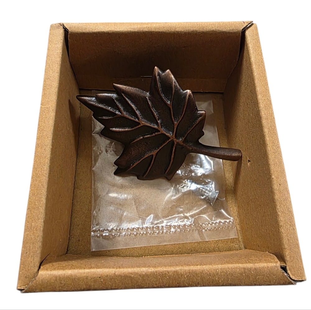 Michael Healy NEW! Maple Leaf Doorbell Ringer